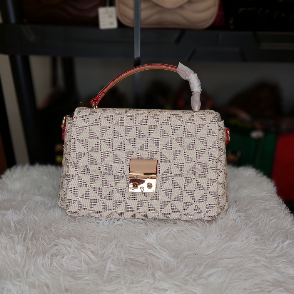 Triangle Pattern Geometric Handbag - Picture 3 of 4
